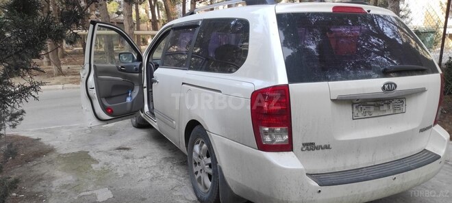 Kia Carnival 2011, 170,000 km - 2.2 l - Bakı
