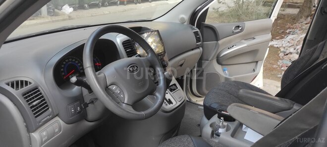 Kia Carnival 2011, 170,000 km - 2.2 l - Bakı