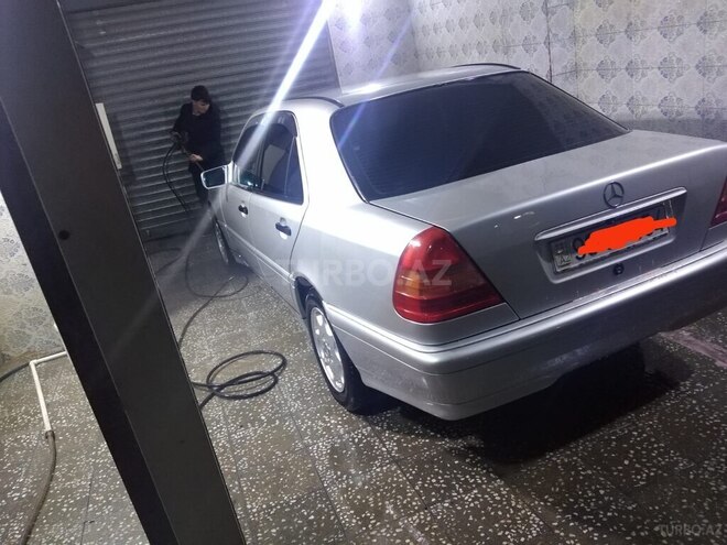 Mercedes C 220 1995, 38,500 km - 2.2 l - Bakı