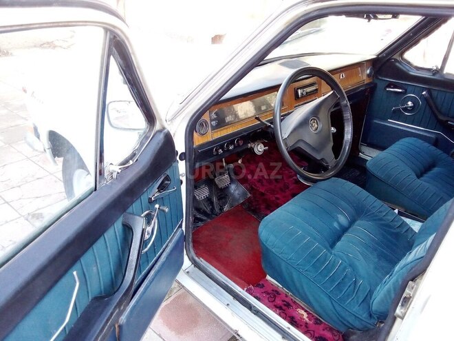 GAZ 24 1983, 111,222 km - 2.4 l - Bakı