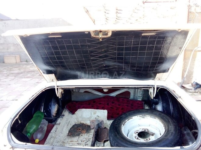 GAZ 24 1983, 111,222 km - 2.4 l - Bakı
