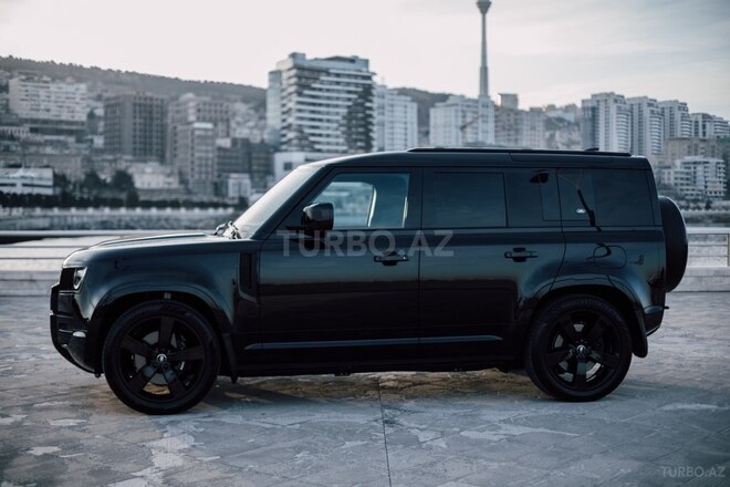 Land Rover Defender 2021, 28,000 km - 2.0 l - Bakı
