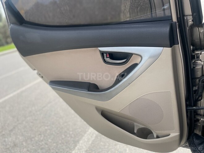 Hyundai Elantra 2014, 173,444 km - 1.8 л - Bakı