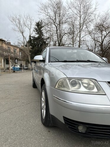 Volkswagen Passat 2003, 290,477 km - 1.8 l - Bakı