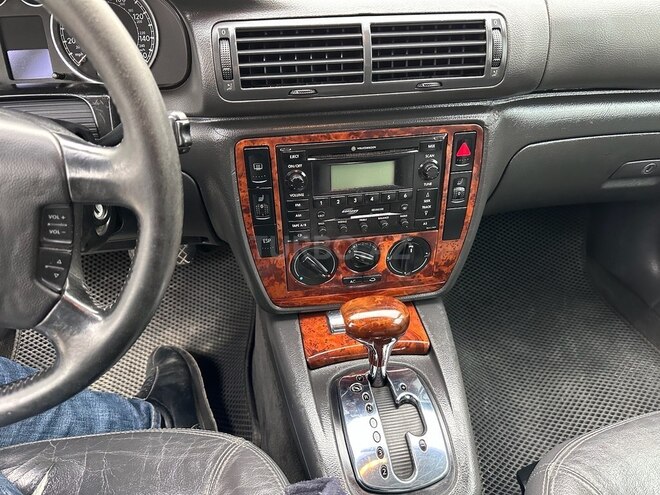Volkswagen Passat 2003, 290,477 km - 1.8 l - Bakı