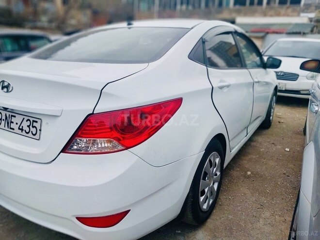 Hyundai Accent 2011, 156,000 km - 1.6 l - Bakı