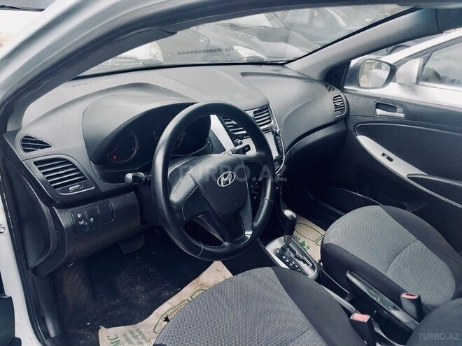 Hyundai Accent 2011, 156,000 km - 1.6 l - Bakı