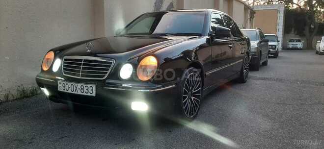 Mercedes E 220 2000, 437,646 km - 2.2 l - Bakı