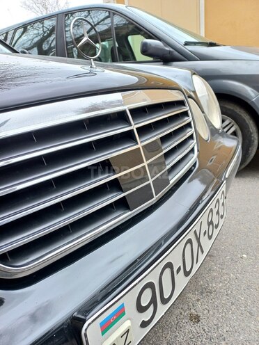 Mercedes E 220 2000, 437,646 km - 2.2 l - Bakı