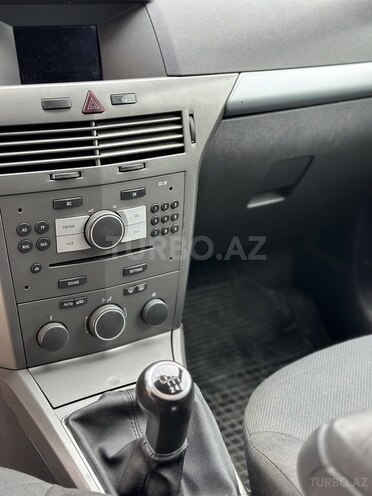 Opel Astra 2006, 163,700 km - 1.3 l - Bakı