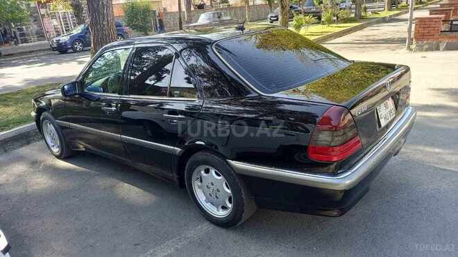 Mercedes C 230 1999, 418,429 km - 2.3 l - Qax