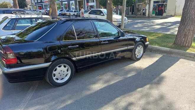Mercedes C 230 1999, 418,429 km - 2.3 l - Qax
