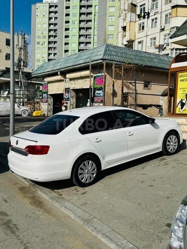 Volkswagen Jetta 2012, 228,000 km - 2.0 л - Bakı