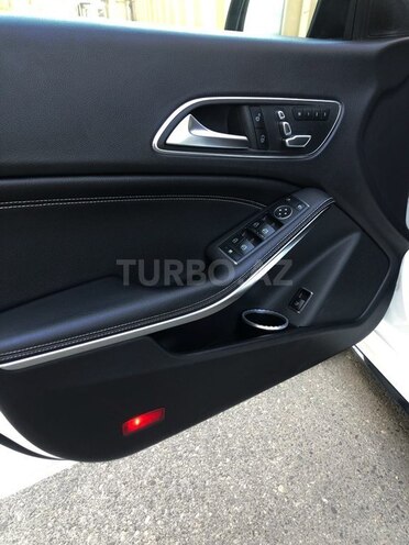 Mercedes CLA 250 2018, 94,000 km - 2.0 l - Bakı