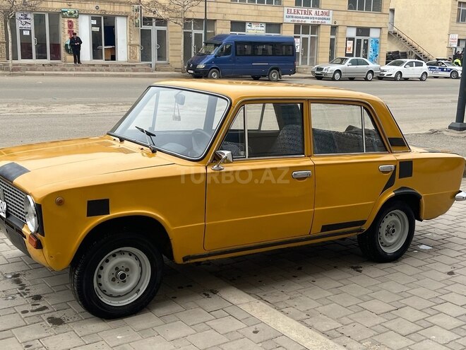 LADA (VAZ) 21011 1982, 99,000 km - 1.3 л - Gəncə