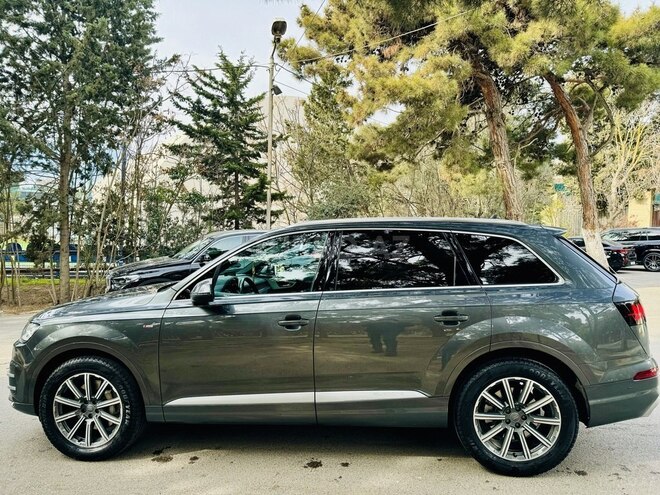 Audi Q7 2016, 101,500 km - 3.0 l - Bakı