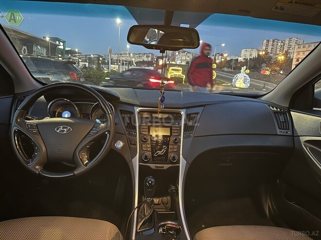 Hyundai Sonata 2013, 210,000 km - 2.0 l - Bakı
