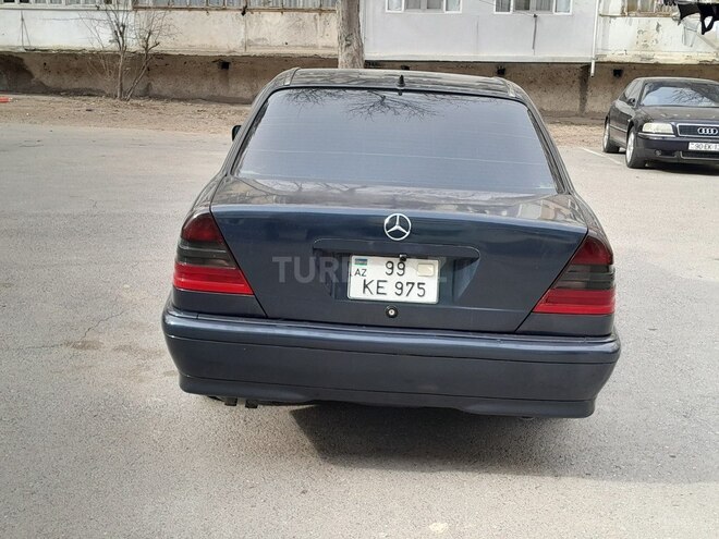 Mercedes C 200 1998, 298,000 km - 2.0 l - Sumqayıt