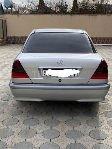 Mercedes C 180 1997, 284,000 km - 1.8 l - Ağcabədi