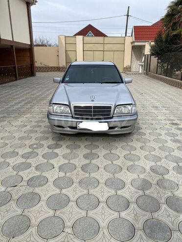 Mercedes C 180 1997, 284,000 km - 1.8 l - Ağcabədi