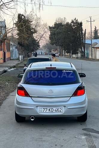 Opel Astra 2008, 242,000 km - 1.4 l - Qazax