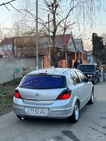Opel Astra 2008, 242,000 km - 1.4 l - Qazax