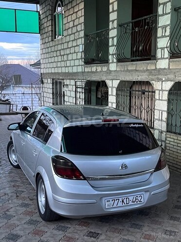 Opel Astra 2008, 242,000 km - 1.4 l - Qazax