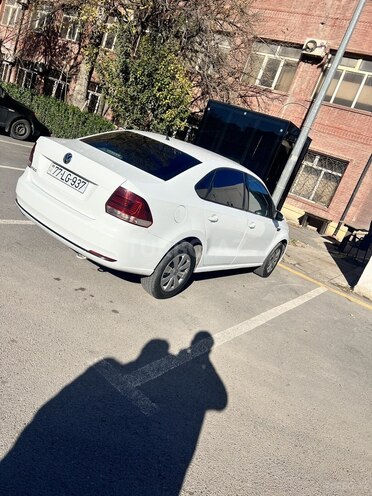Volkswagen Polo 2019, 141,000 km - 1.6 l - Bakı