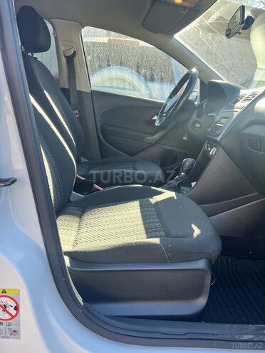 Volkswagen Polo 2019, 141,000 km - 1.6 l - Bakı