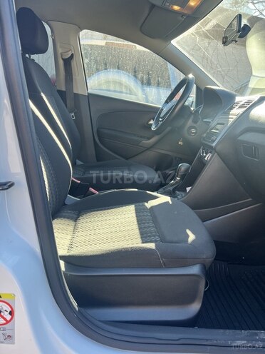 Volkswagen Polo 2019, 141,000 km - 1.6 l - Bakı