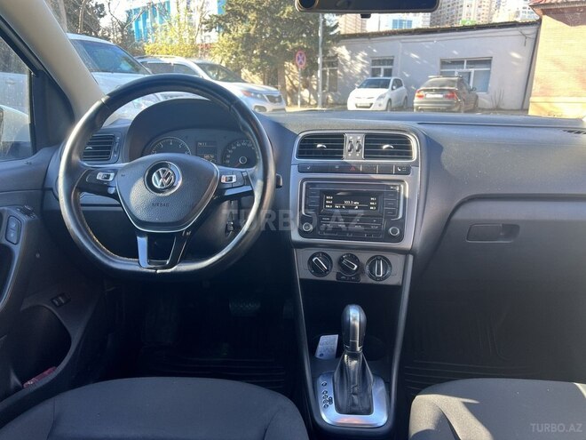 Volkswagen Polo 2019, 141,000 km - 1.6 l - Bakı