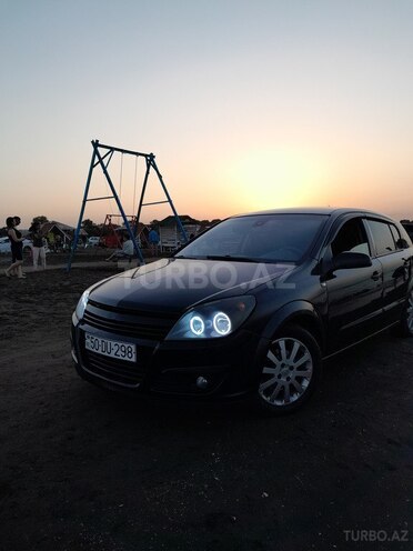 Opel Astra 2005, 255,000 km - 1.4 l - Qusar