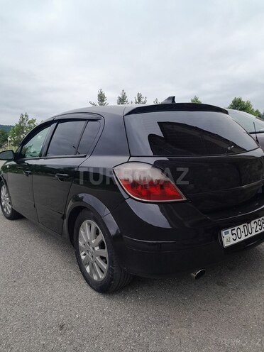 Opel Astra 2005, 255,000 km - 1.4 l - Qusar