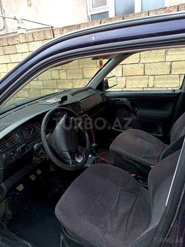 Volkswagen Golf 1997, 270,000 km - 2.0 l - Xaçmaz