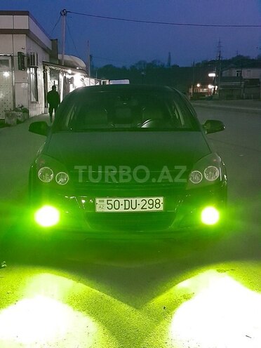 Opel Astra 2005, 255,000 km - 1.4 l - Qusar