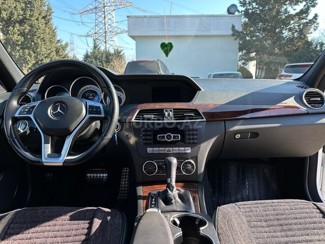 Mercedes C 250 2013, 135,000 km - 1.8 л - Bakı