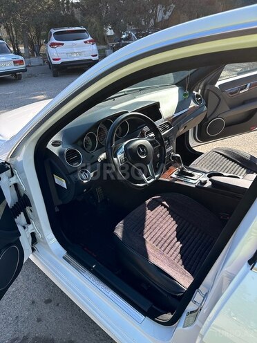 Mercedes C 250 2013, 135,000 km - 1.8 л - Bakı