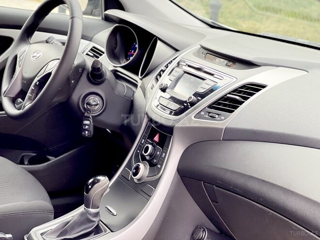 Hyundai Elantra 2014, 83,000 km - 1.8 л - Bakı