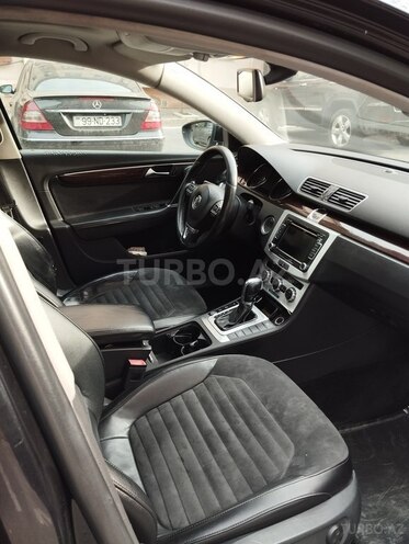 Volkswagen Passat 2013, 289,000 km - 1.8 l - Bakı