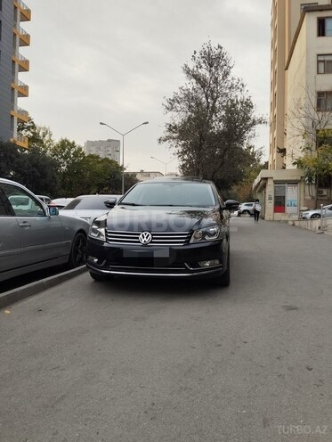 Volkswagen Passat 2013, 289,000 km - 1.8 l - Bakı