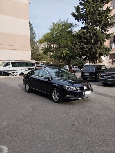 Volkswagen Passat 2013, 289,000 km - 1.8 l - Bakı