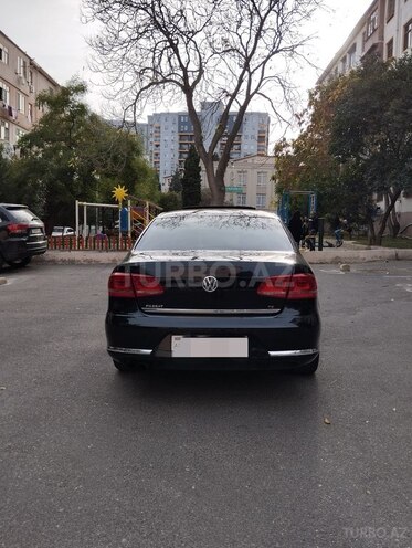 Volkswagen Passat 2013, 289,000 km - 1.8 l - Bakı