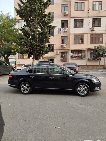 Volkswagen Passat 2013, 289,000 km - 1.8 l - Bakı