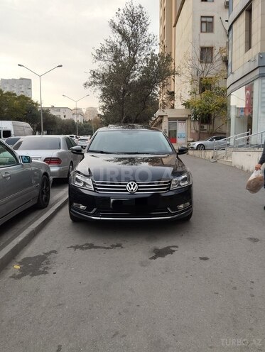 Volkswagen Passat 2013, 289,000 km - 1.8 l - Bakı