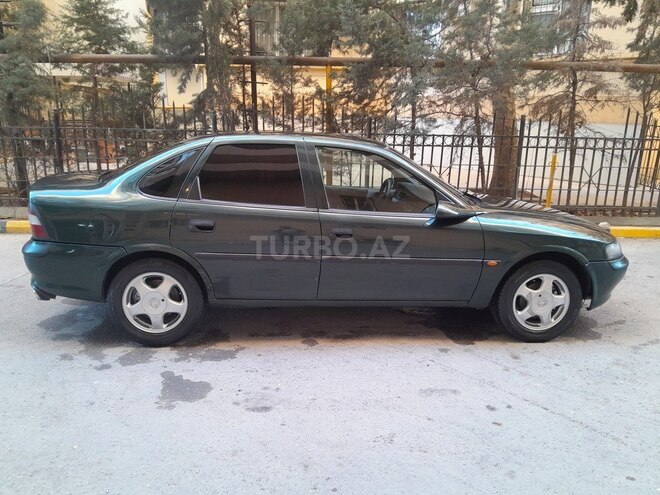Opel Vectra 1998, 310,000 km - 1.6 л - Bakı