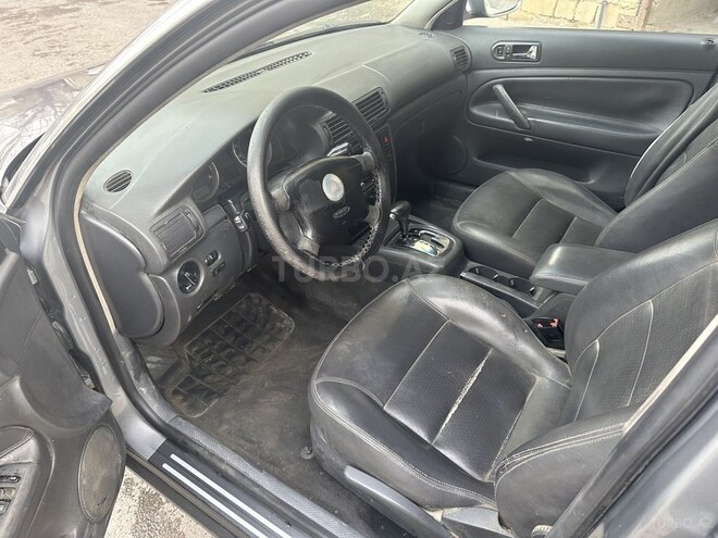 Volkswagen Passat 2004, 228,000 km - 1.8 л - Bakı