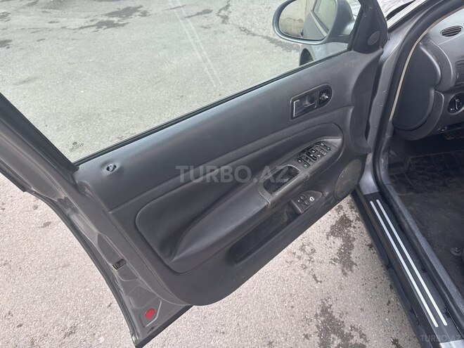 Volkswagen Passat 2004, 228,000 km - 1.8 л - Bakı
