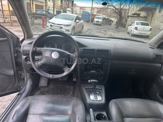 Volkswagen Passat 2004, 228,000 km - 1.8 л - Bakı