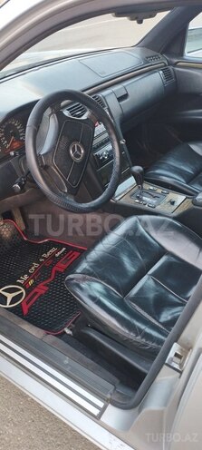 Mercedes E 320 1995, 370,000 km - 3.2 l - Sumqayıt