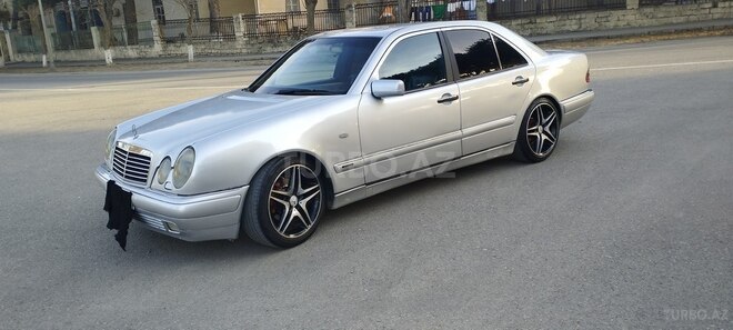 Mercedes E 320 1995, 370,000 km - 3.2 l - Sumqayıt